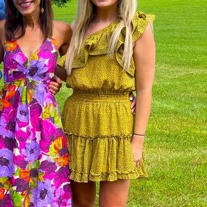 One shoulder dress- Bubbly love